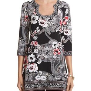 White House Black Market || Horseshoe Neckline Print Tunic